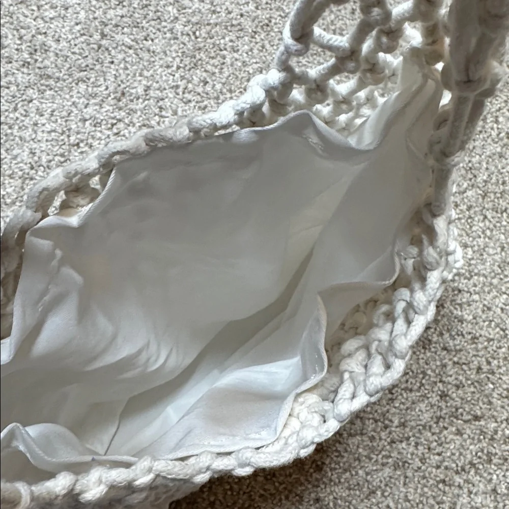 Mini Mesh Crochet Beach Tote Boho Bag in White - Picture 7 of 9